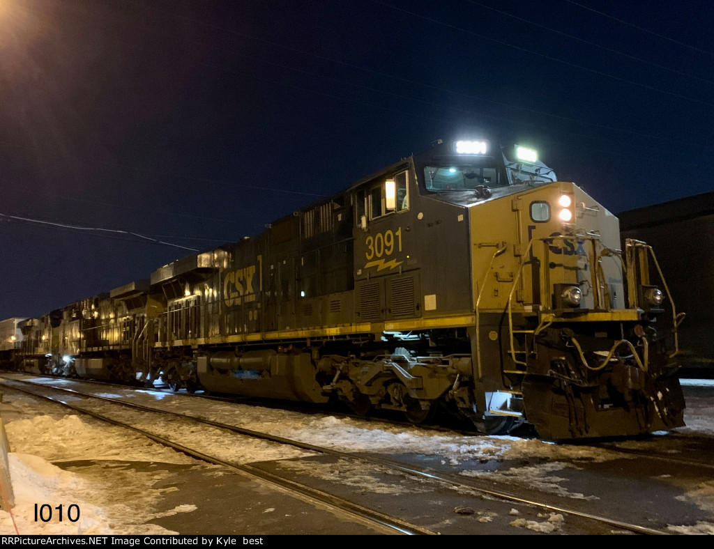 CSX 3091 on I010